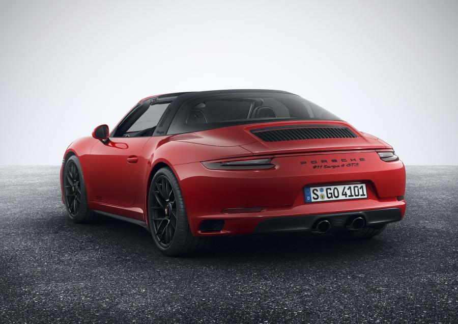  Porsche 911 Targa 4 GTS 2017 года  (WW) (фото 5 из 31)